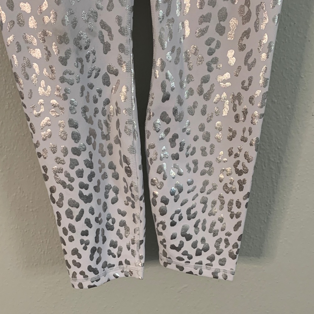 Fabletics Powerhold High Waisted Leopard Print Le… - image 4